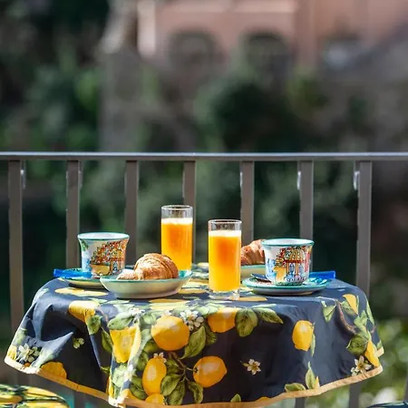 Casa Leucosia, Centro Apartman